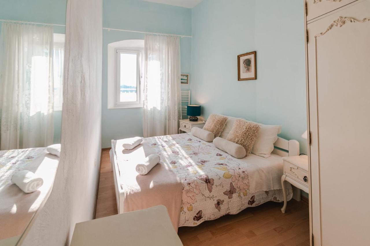 Arya Apartment Šibenik Esterno foto