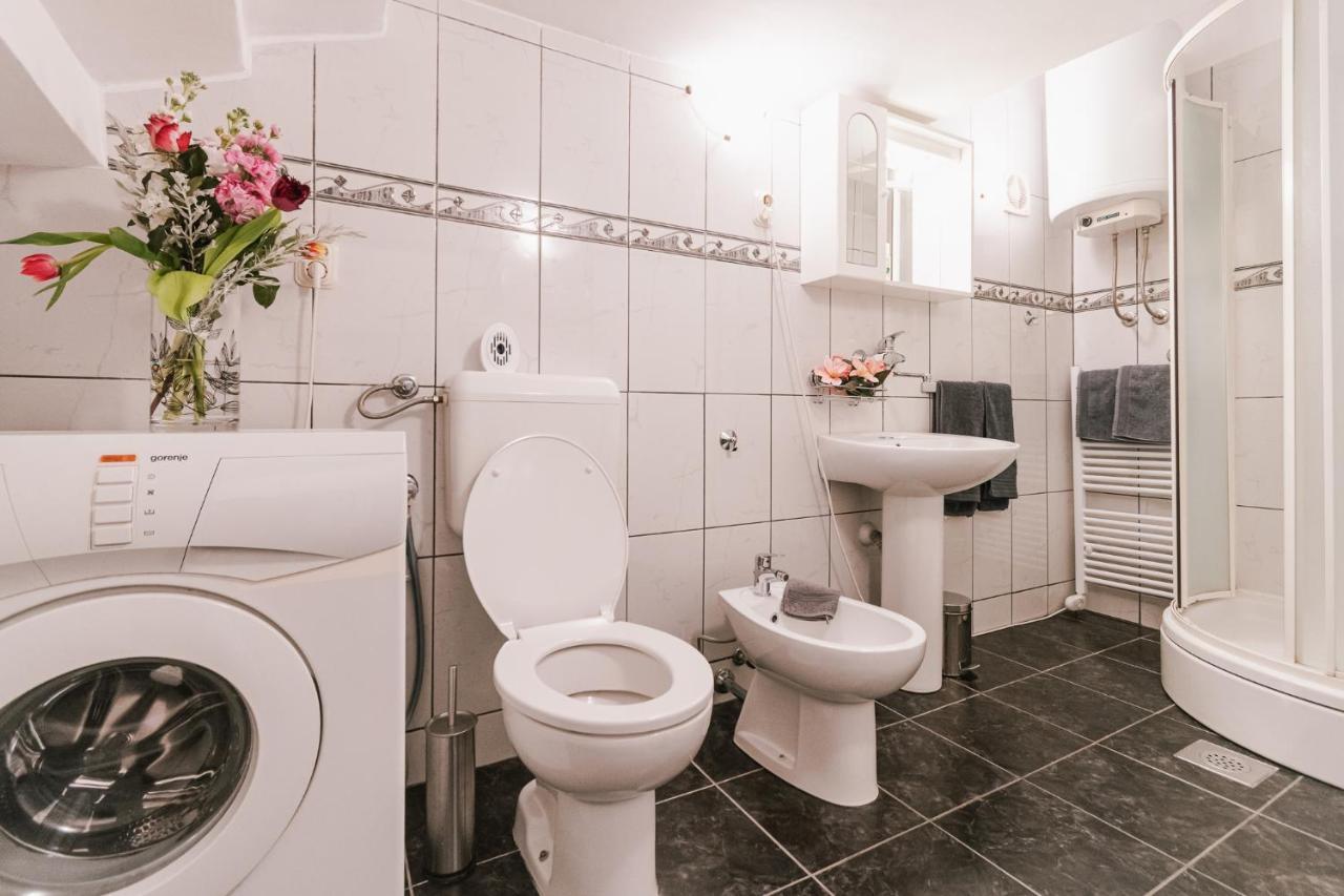 Arya Apartment Šibenik Esterno foto