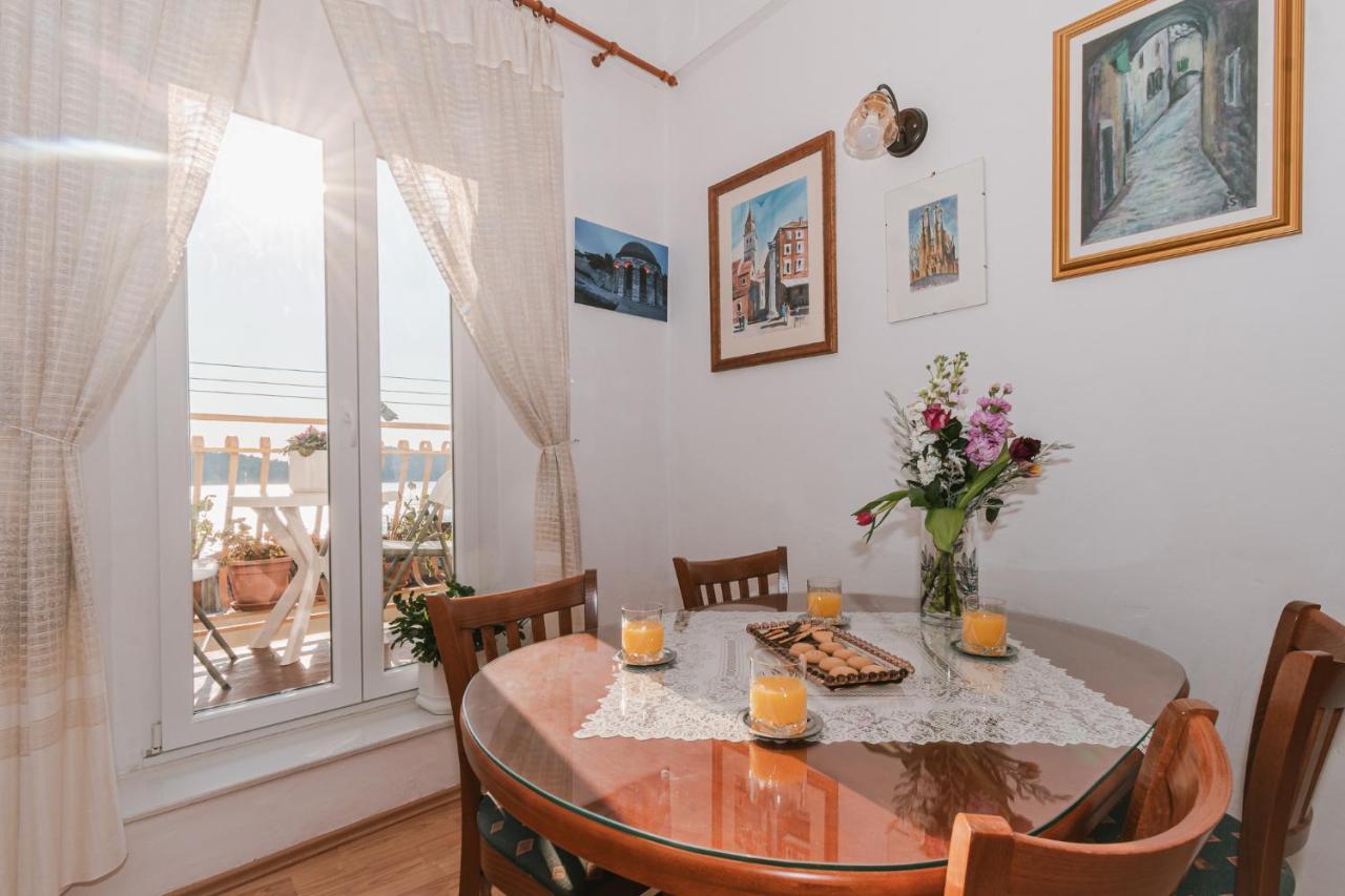 Arya Apartment Šibenik Esterno foto