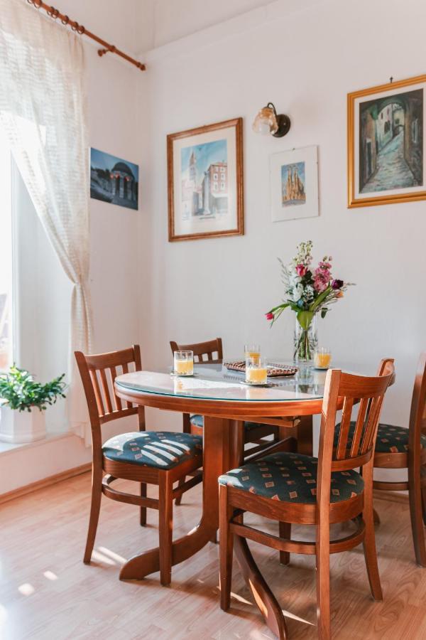 Arya Apartment Šibenik Esterno foto